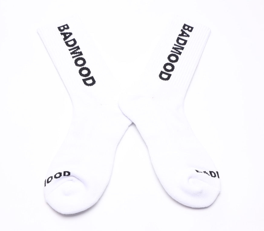 FRESH WHITE SOCKS